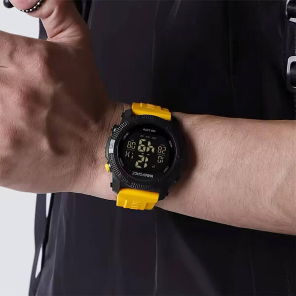 Naviforce digitális vízálló narancssárga fekete férfi karóra